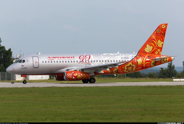 SSJ 100-95 '90 юбилейный "Хохлома" - FS2004 Ливреи и текстуры для ...