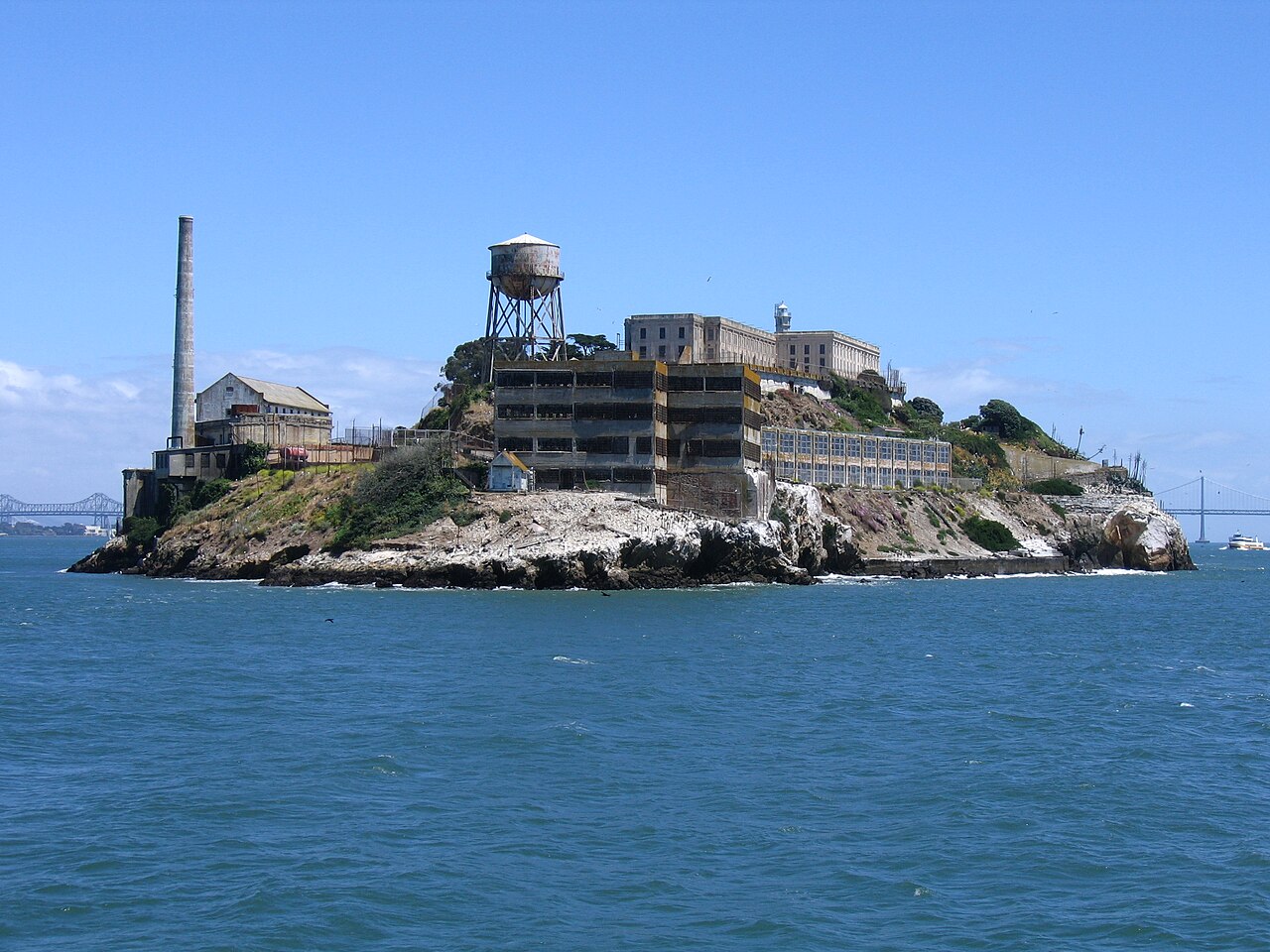 1280px-Alcatraz_Island.jpg