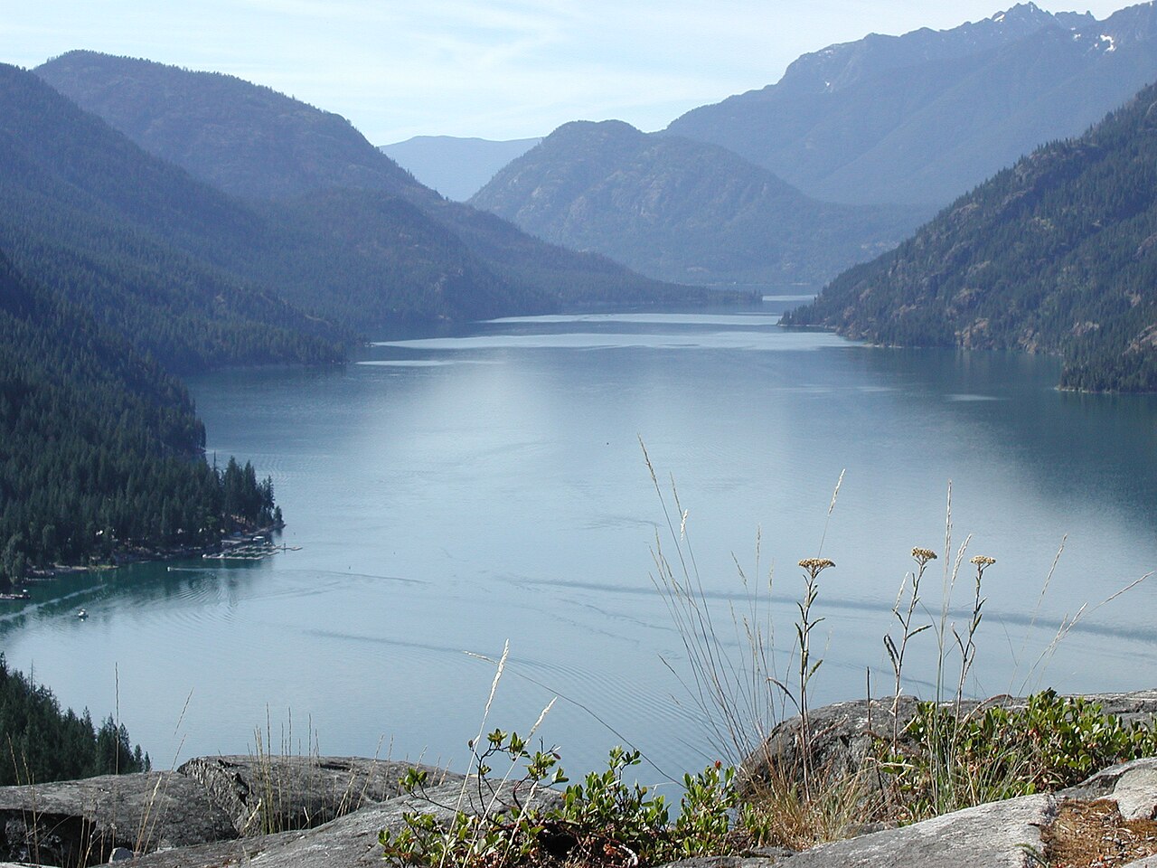1280px-Stehekin_Chelan.JPG