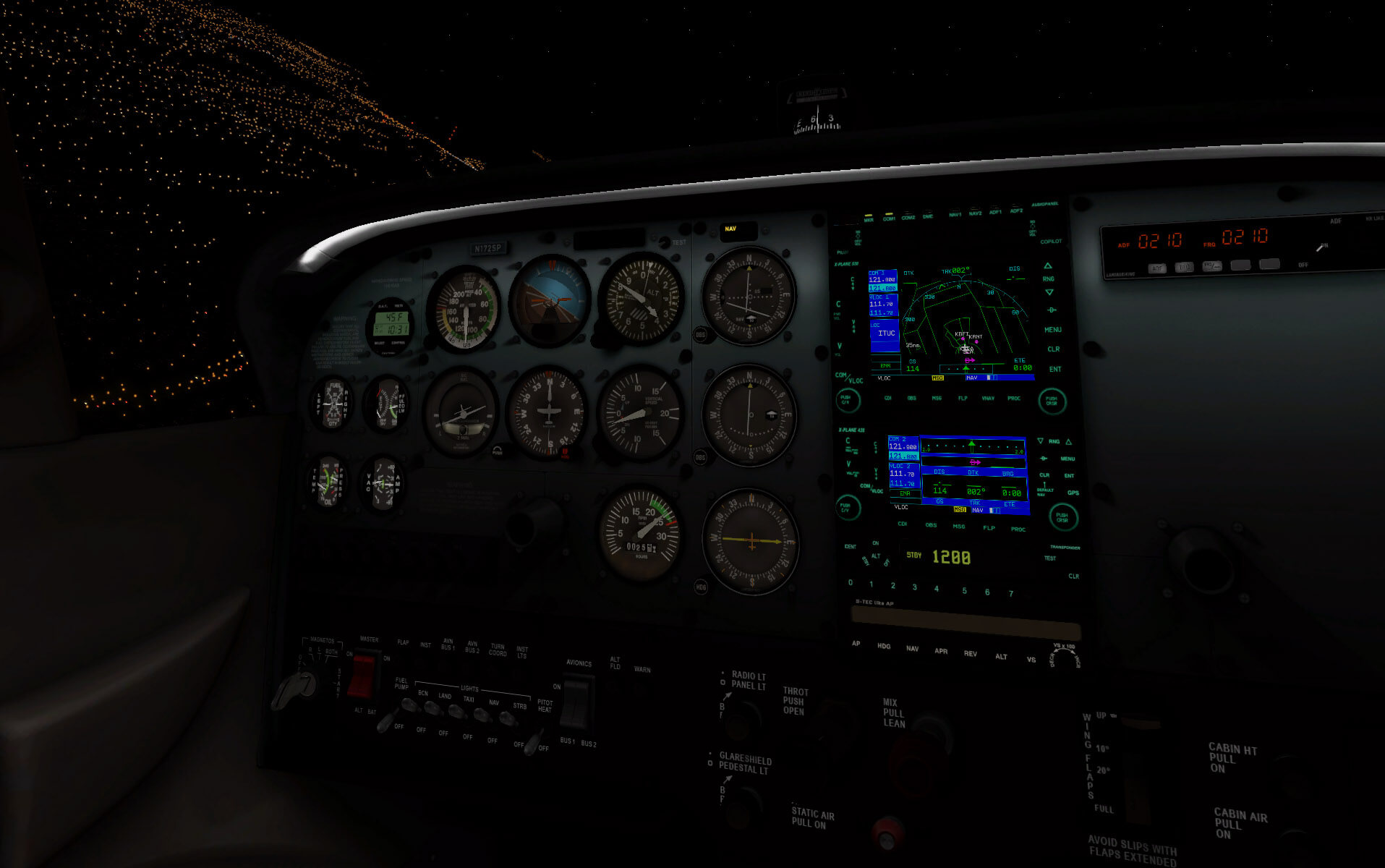 Cessna_172SP_cockpit_at_night.jpg