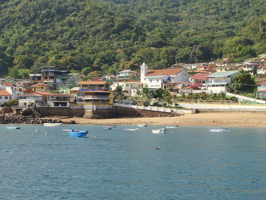 Taboga_island.jpg