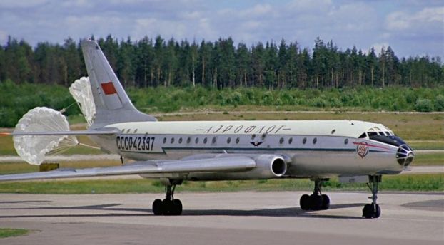 tu104.jpg