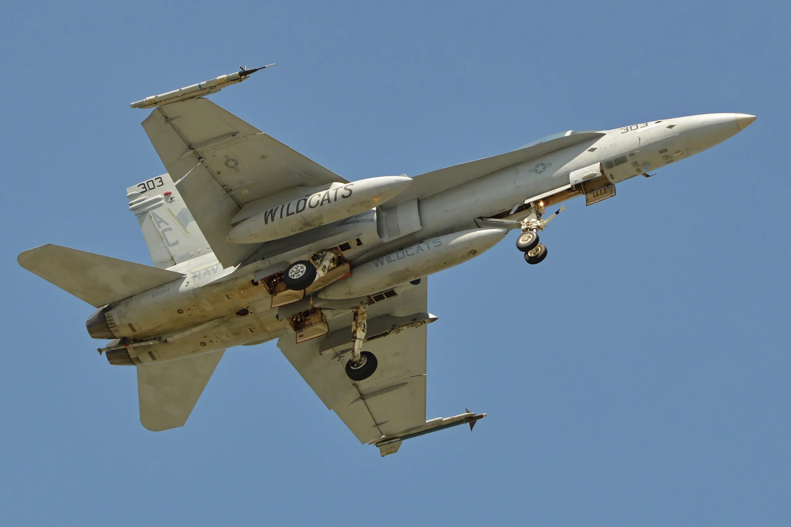 F/A-18C Hornet ключевые инженерные решения