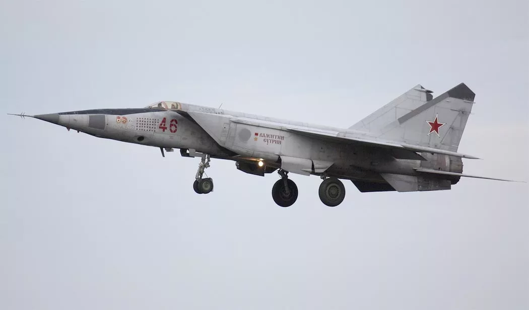 Самолет радиотехнической разведки МиГ-25РБТ (изделие «02Т»): станция РТР «Тангаж», «Пеленг-Д» и физика широкополосного пеленга ПВО