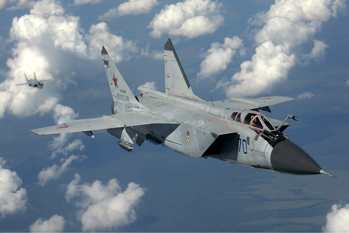 Многоцелевой истребитель-перехватчик МиГ-31Б (изделие «01Б»): модернизация «Заслон-А», ракеты Р-33С и ликвидация последствий шпионажа