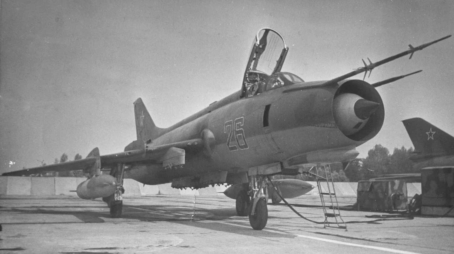 История создания истребителя-бомбардировщика Су-17М2 (изделие С-32М2)