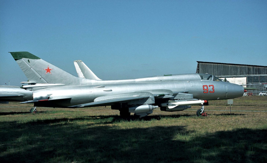 История создания истребителя-бомбардировщика Су-17М3