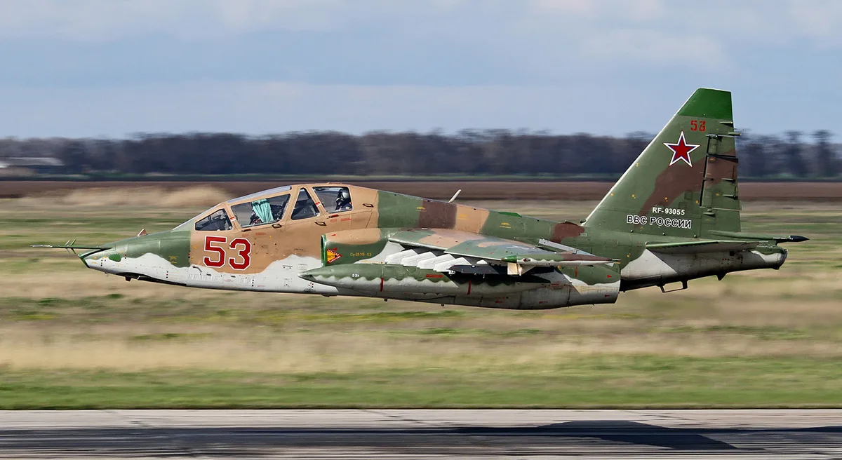 Су-25 «Грач»: титановый бронекорпус, энерговооруженность и тактика дозвукового штурма