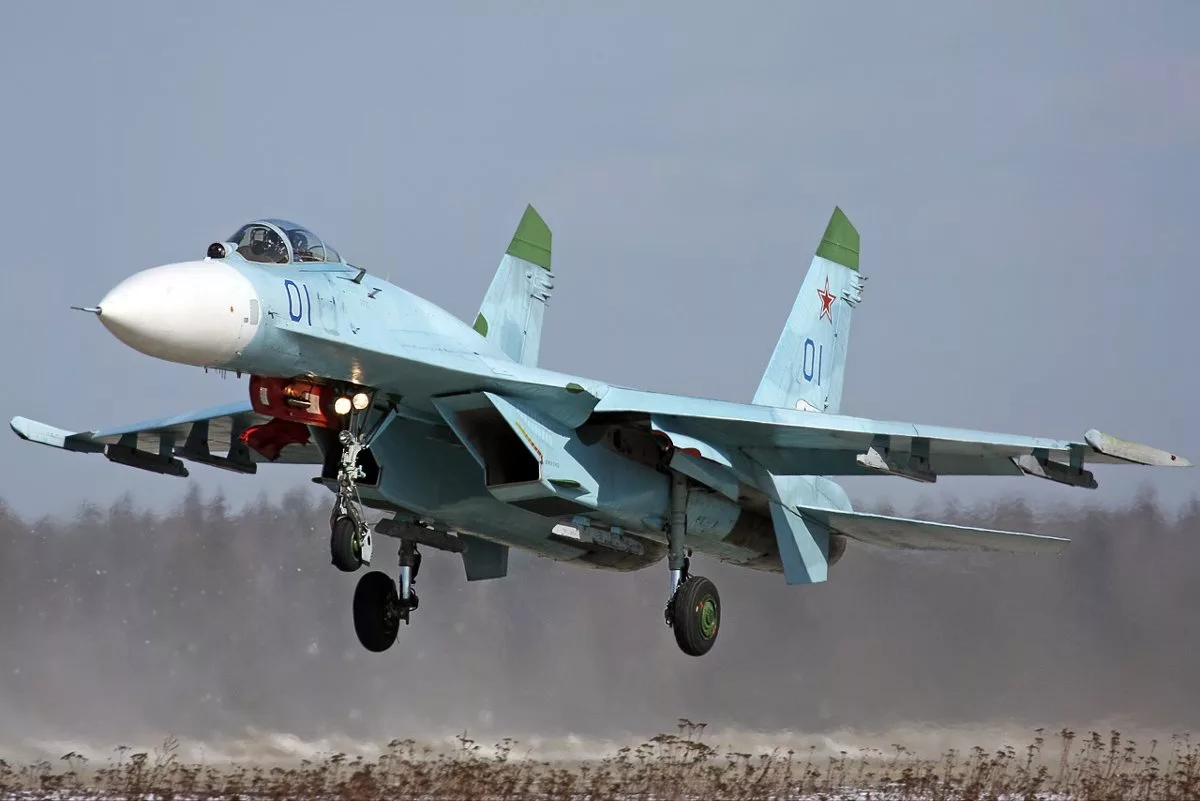 История создания и перепроектирование Су-27