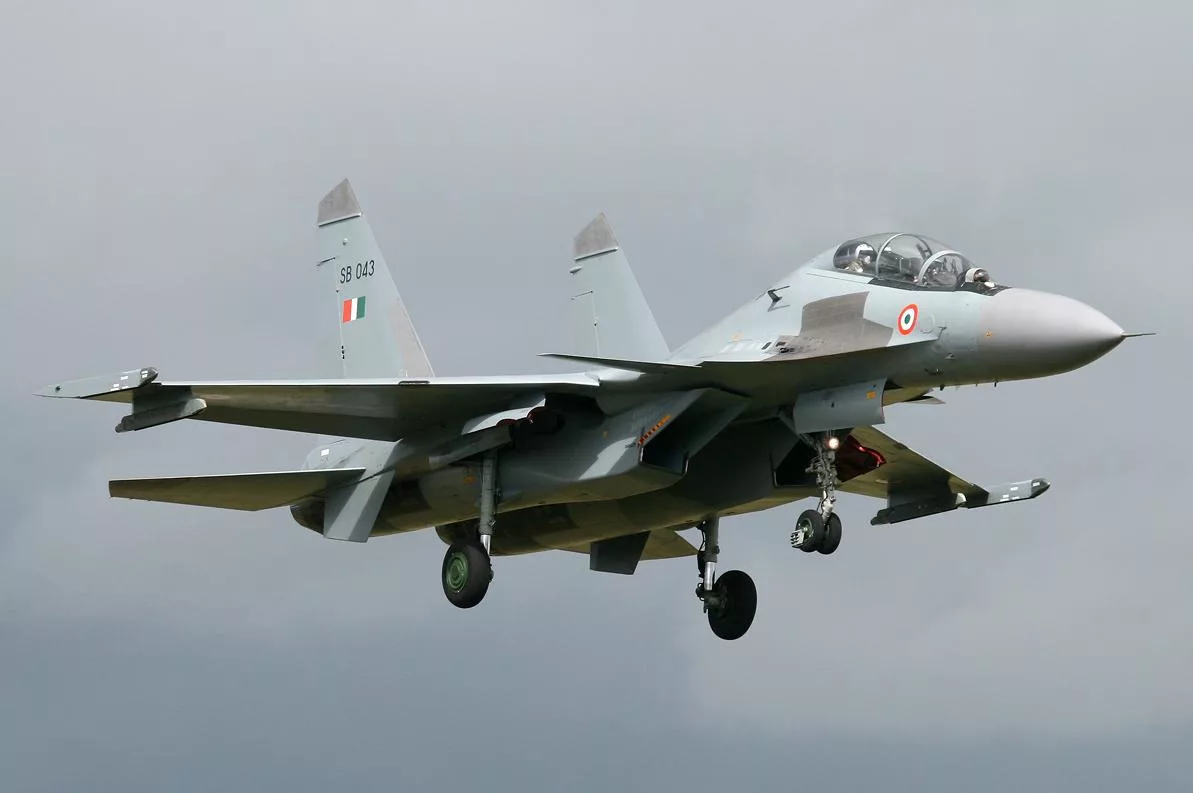 История создания сверхманевренного истребителя Су-30МКИ