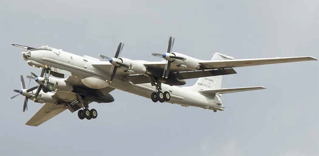 Ту-142МЗ «Мясорубка» (изделие «ВПМК-З»): гидроакустика «Заречье», соосные винты и охота за тихими АПЛ