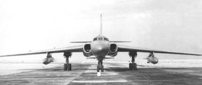 Вооружение и оборудование бомбардировщика-ракетоносца Ту-16К-10-26