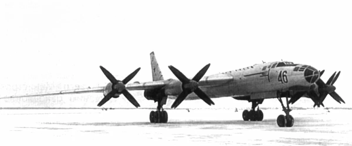 Экспериментальный самолет Ту-95ЛАЛ: водо-водяной реактор ВВР-100, свинцово-полиэтиленовая биозащита, 34 полета с излучением и физика советского атомолета