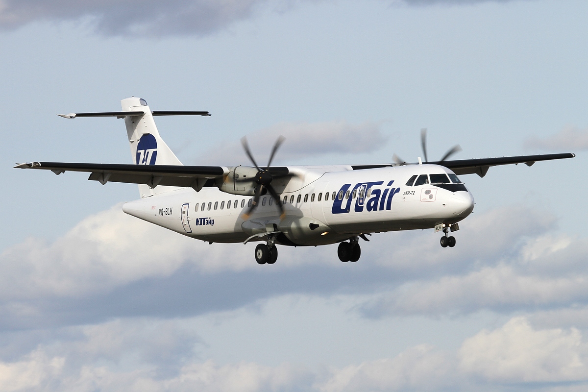 Самолет ATR 72-500 авиакомпании ЮТэйр