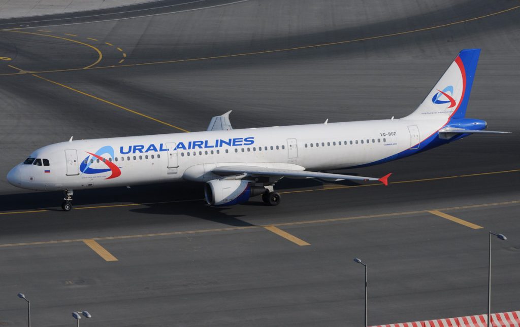 самолет Airbus A321 в авиакомпании Уральские авиалинии