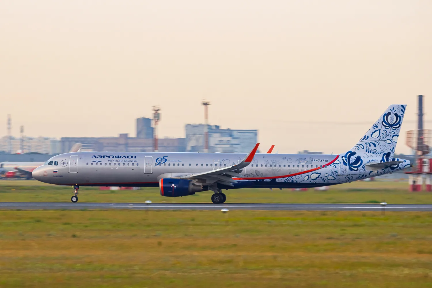Airbus A321 в ливрее «Гжель» (Аэрофлот)- История создания