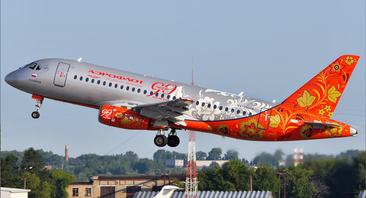 Ливрея «Хохлома» (Superjet 100, борт RA-89009)