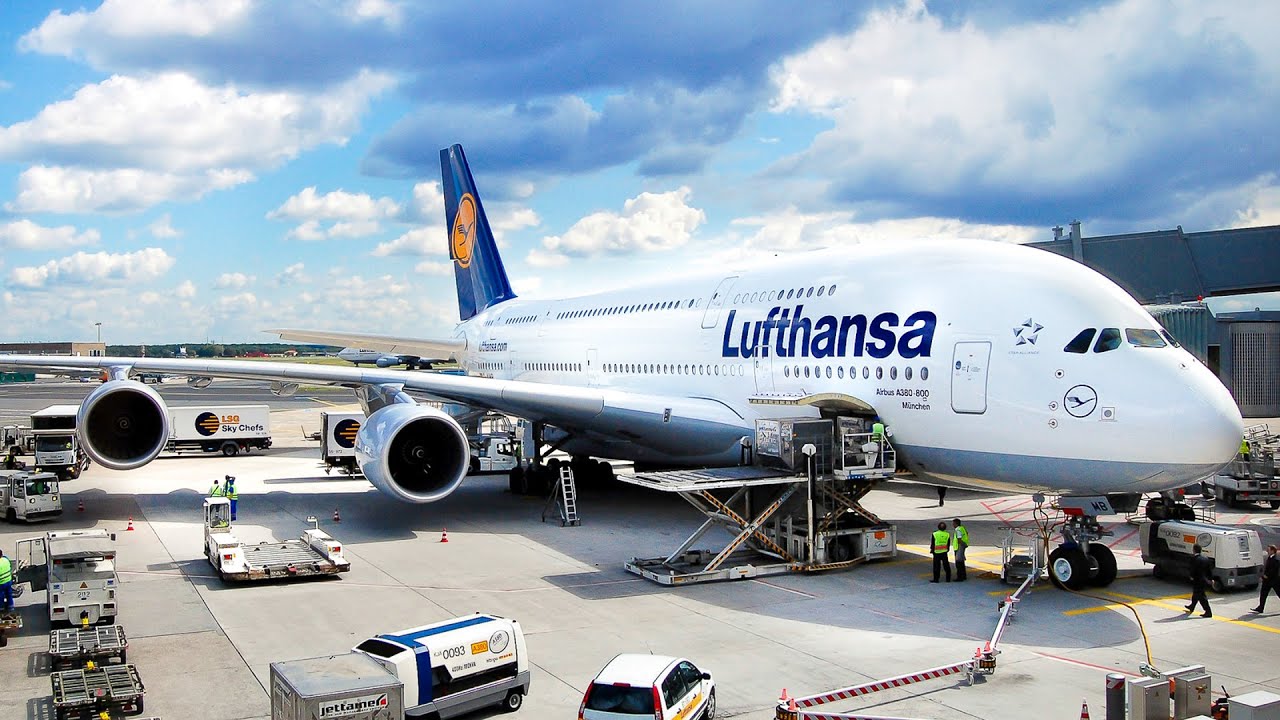 Airbus A380-800 - третий по надежности среди пассажирских самолетов мира