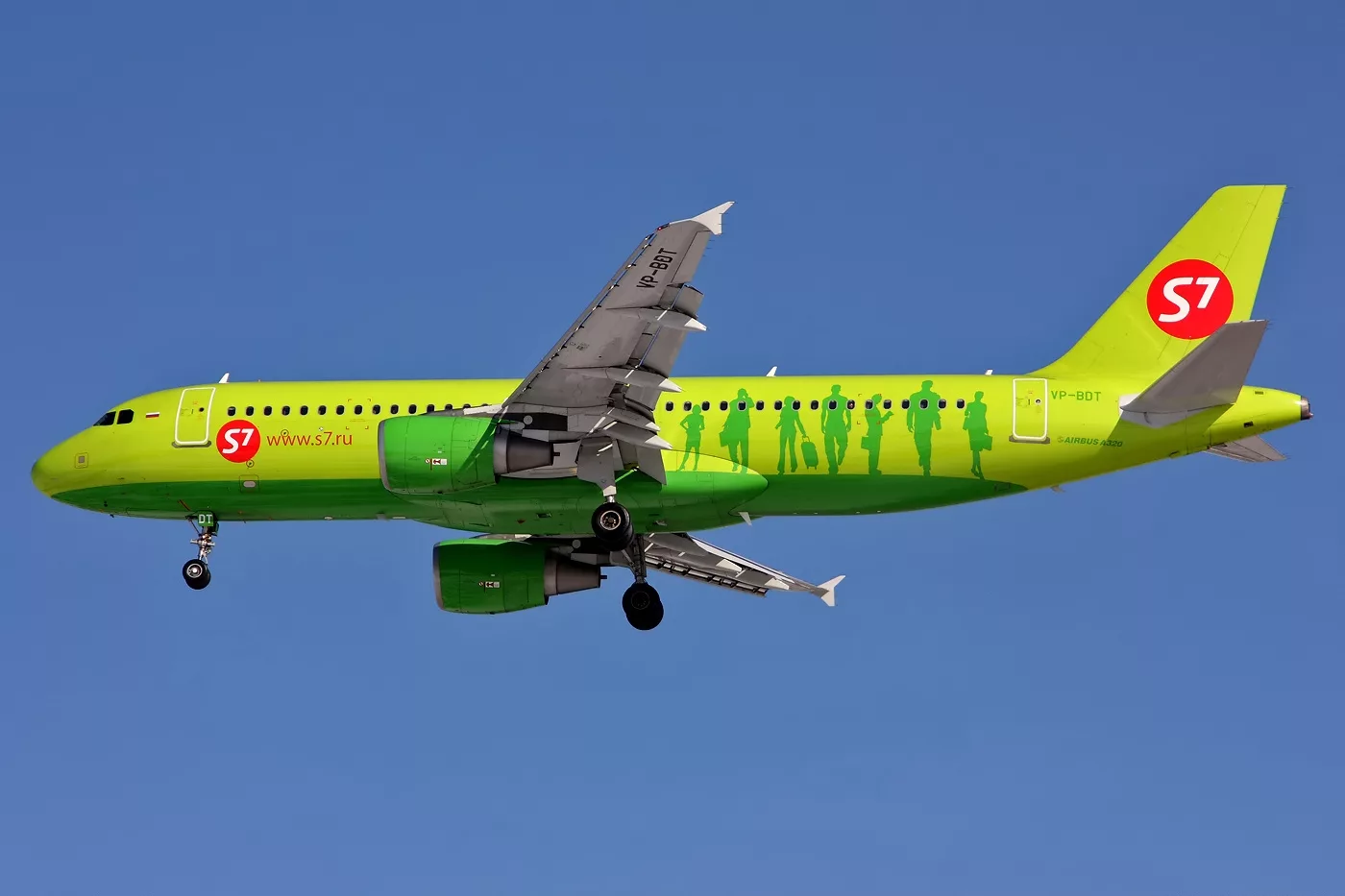 Схема салона Airbus A320 авиакомпании S7 Airlines: расположение мест, места Extra Space и шаг кресел