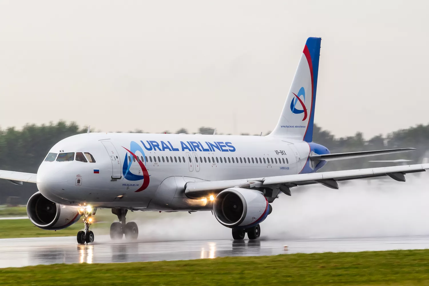 самолет Airbus A320 в авиакомпании Уральские авиалинии