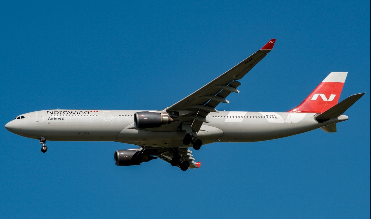 Самолет Airbus A330-300 авиакомпании Нордвинд