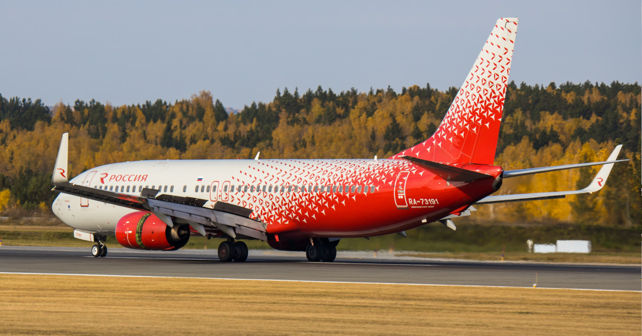 Схема салона Boeing 737-800 авиакомпании Россия: 4 варианта компоновки мест, расположение и шаг кресел