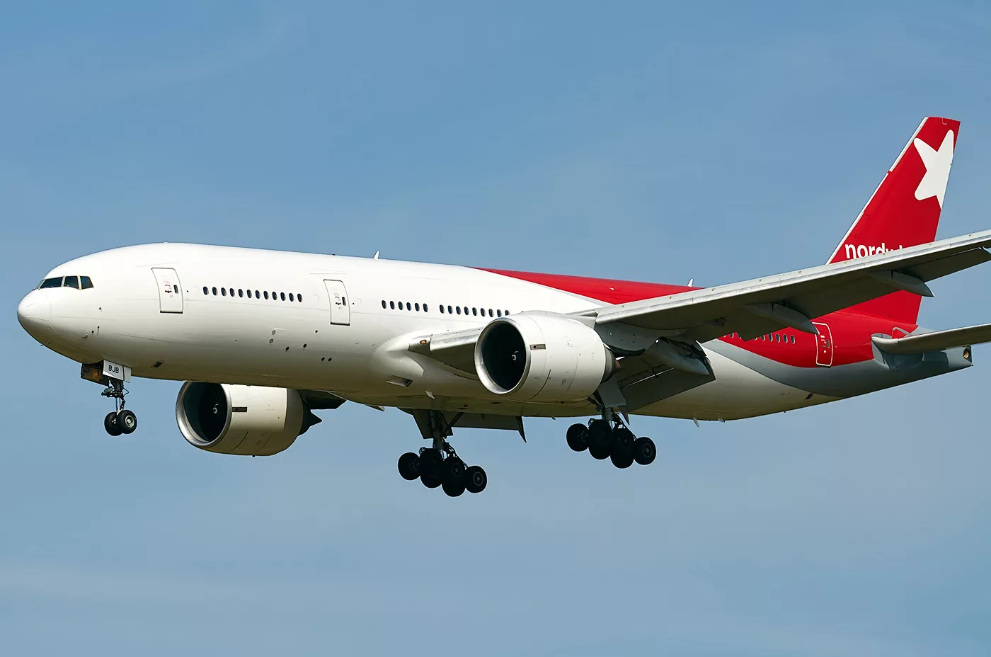 Самолет Boeing 777-200ER авиакомпании Нордвинд