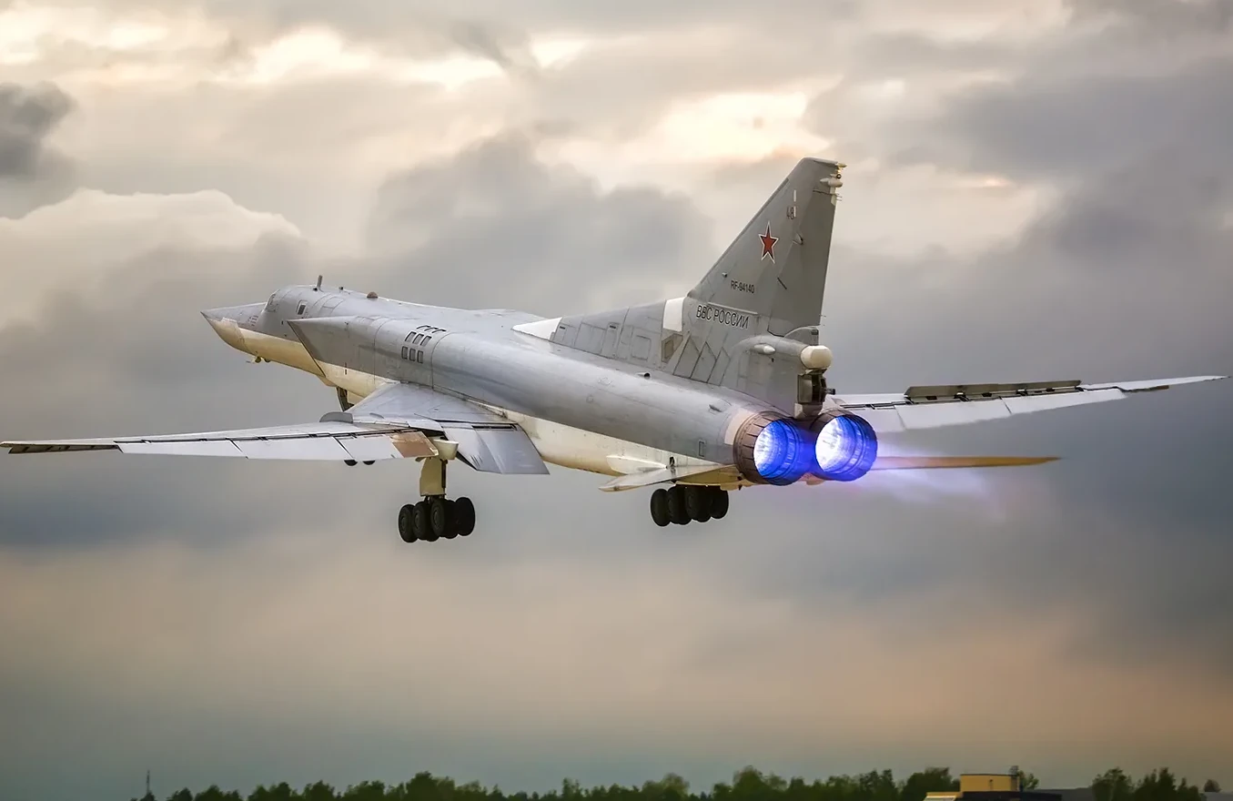 История создания Ту-22М: политическая хитрость Туполева и проект «45»