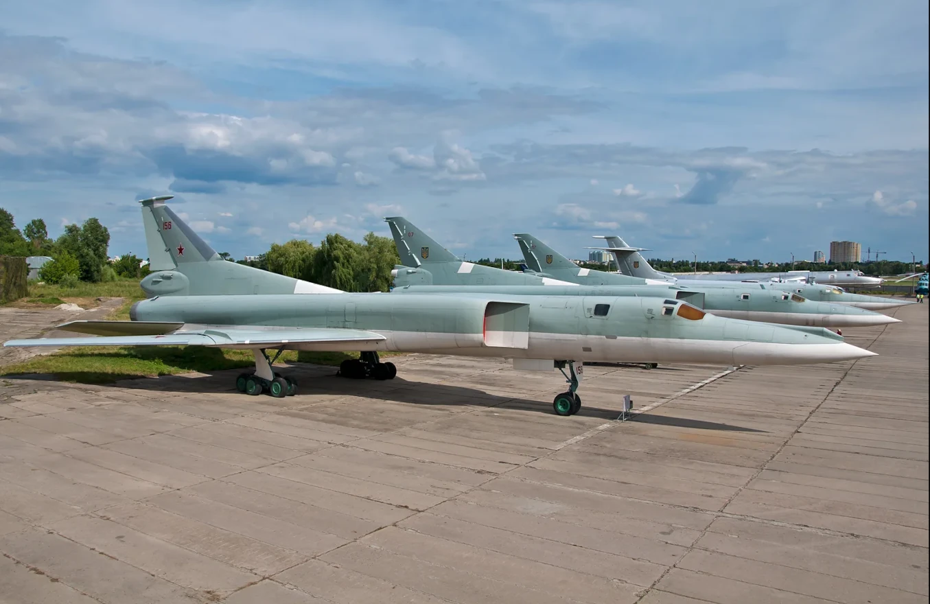 История создания дальнего бомбардировщика Ту-22М0 (изделие 45-00)