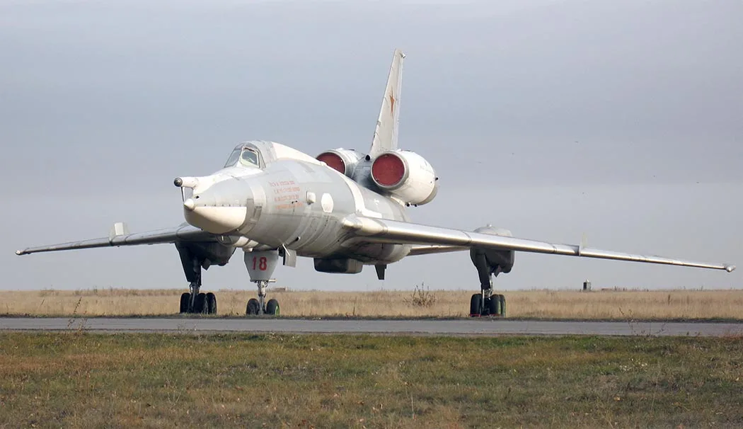 Технические характеристики самолета-разведчика Ту-22РДМ