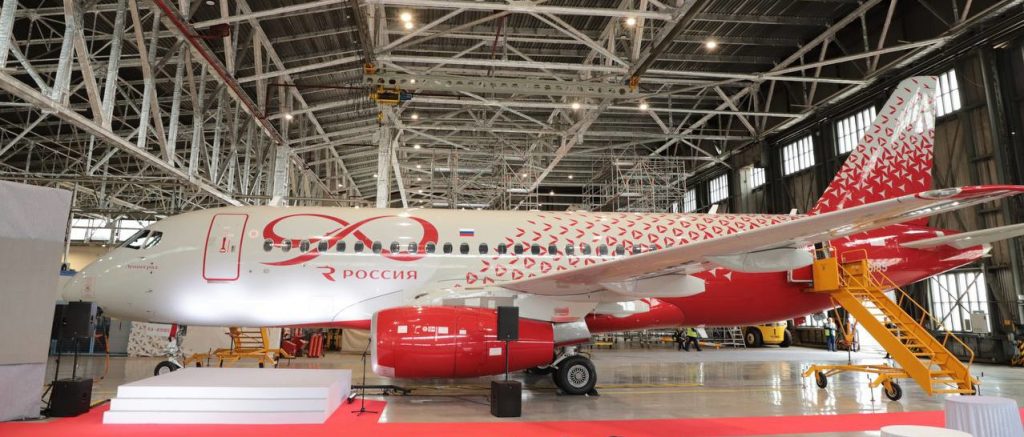 Ливрея «90 лет» (Superjet 100, борт RA-89185)