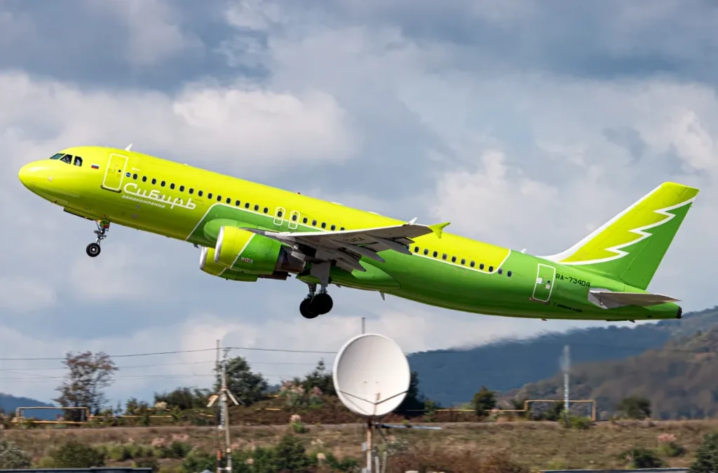 Ливрея «Мы - Сибирь» (Airbus A320, борт RA-73404 / ex VQ-BPN)